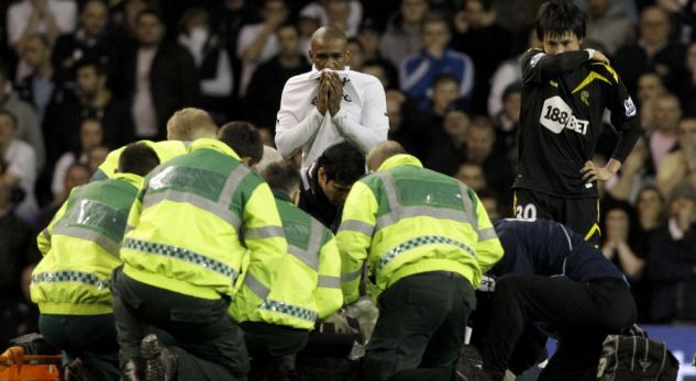 Vdes në fushë trajneri i Tottenhamit