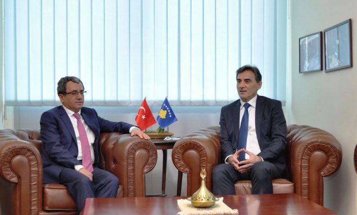 “Turqia do fuqizojë mbështetjen për Kosovën”