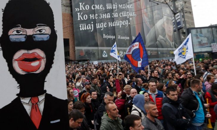 BBC për protestat në Serbi: Baballarët e tyre kanë protestuar kundër Millosheviqit