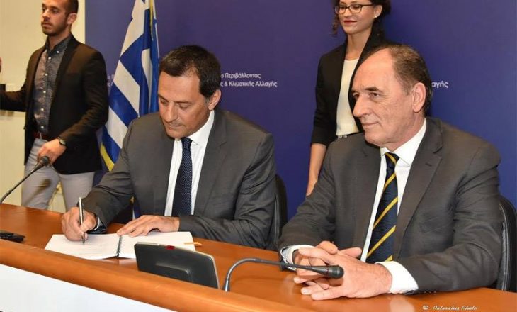 Greqia kërkon naftë në zonën e diskutueshme me Shqipërinë