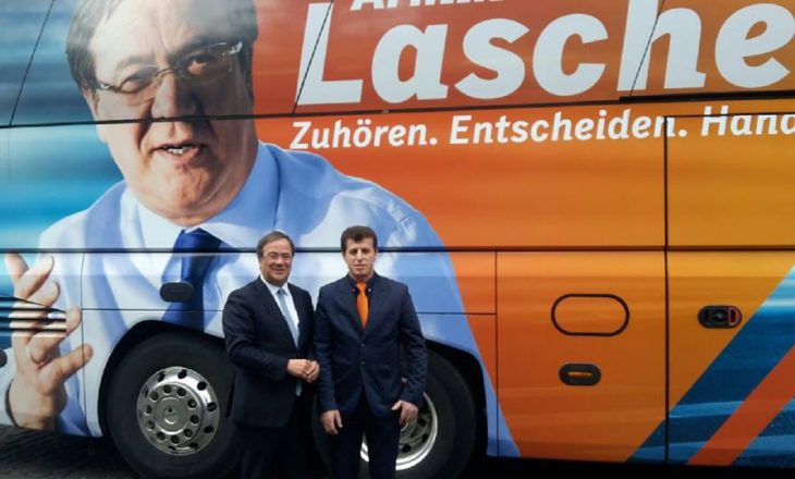 Kosovari që po bën fushatë përkrah Angela Merkel