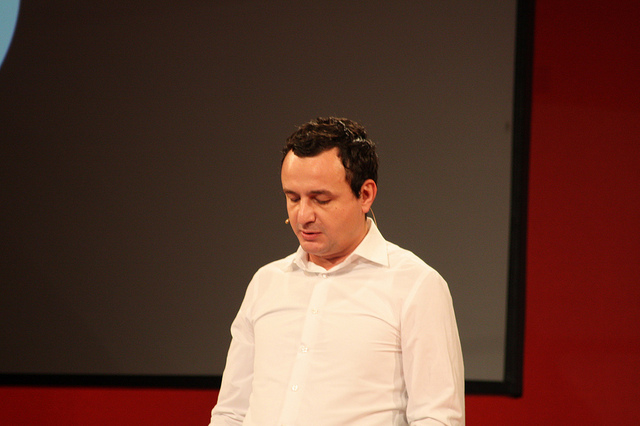 Albin Kurti shpalos planin për zvogëlimin e ministrive