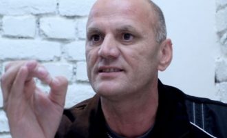 Geci: E vonuar dorëheqja e Mustafës