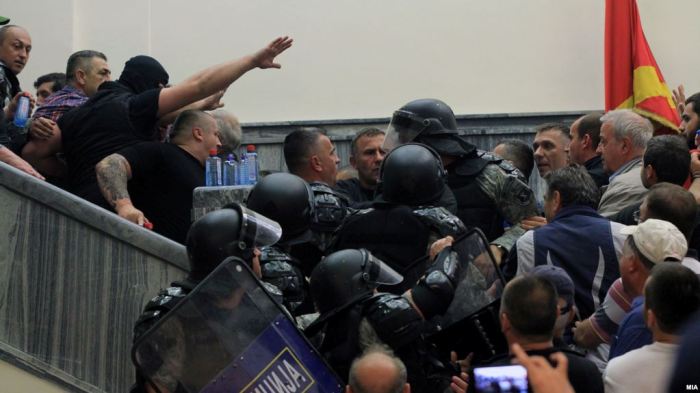 Kallëzim penal ndaj 22 protestuesve për dhunë në Kuvend