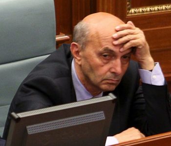 Isa Mustafa u fundos nga “arma e tij më e fuqishme”