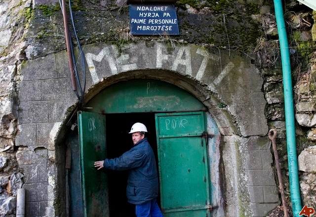 Kushtetuesja hedh poshtë kërkesën e katër bankave të Serbisë për Ligjin e Trepçës