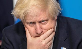 Johnson përballet me presione nga biznesi mbi marrëveshjen e tregtisë pas BREXIT-it