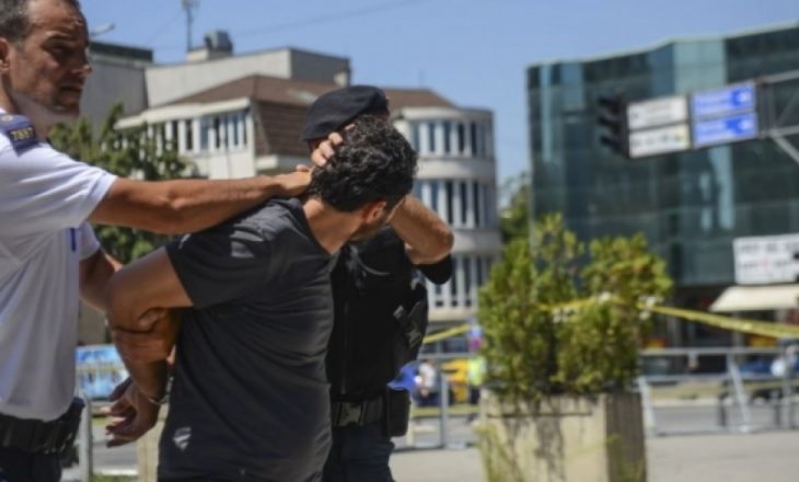 “Zhgënjimi me injorimin nga BE-ja, i lë hapësirë islamit radikal në Kosovë”