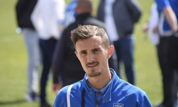 U akuzua se sulmoi me thikë lojtarin kundërshtar, reagon futbollisti i Dritës