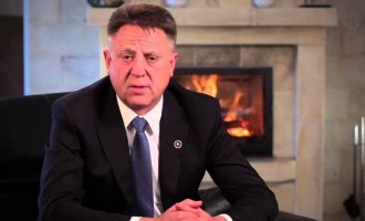 Biznesmeni që ia pagoi shpenzimet Haradinajt akuzon pa fakte Murat Mehën