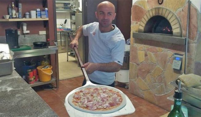 Ish-futbollisti i Shqipërisë punon si kuzhinier në Gjermani