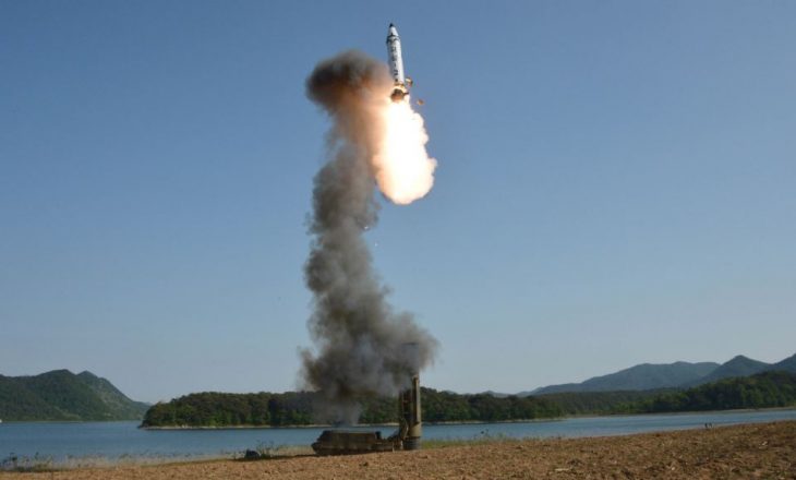 Koreja Veriore lëshon edhe një raketë tjetër
