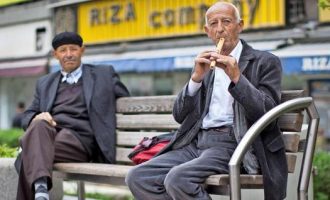 Mediumi gjerman, RND: Çdo i dyti kosovar jeton me më pak se 1 euro e 40 cent në ditë