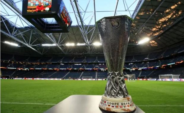 Finalja: Man United dhe Ajax bëjnë publike formacionet