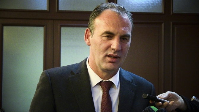 Limaj: Ekzistojnë miliona arsyeje përse qeveria duhet të rrëzohet