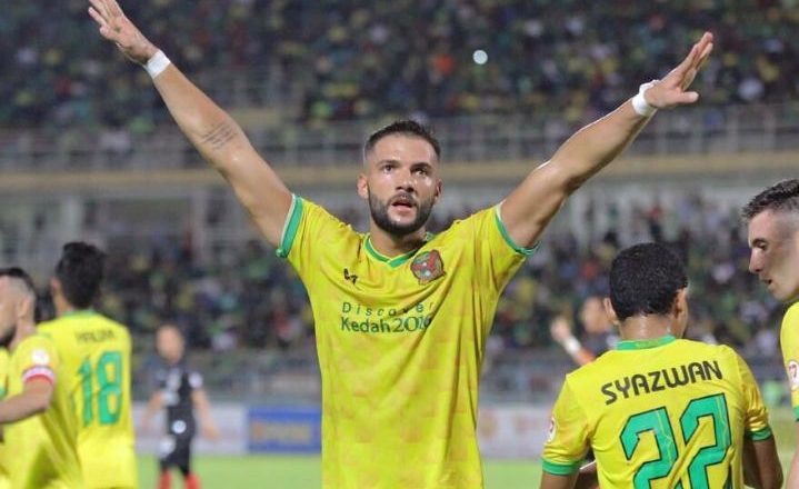 Futbollisti “kërcënon” Bunjakin: Nëse nuk më fton, mund të luajë për Malajzinë