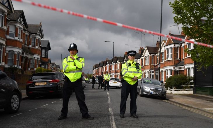 Në Londër arrestohen tri vajza për “terrorizëm”