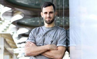 Mavraj për “Bild”: Mund të blej Rolex, por i ndihmoj të varfrit në Shqipëri