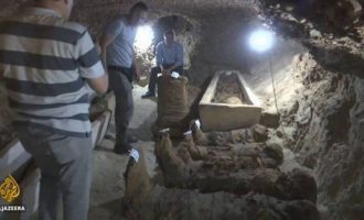 Zbulohen 18 mumie në Egjipt (VIDEO)