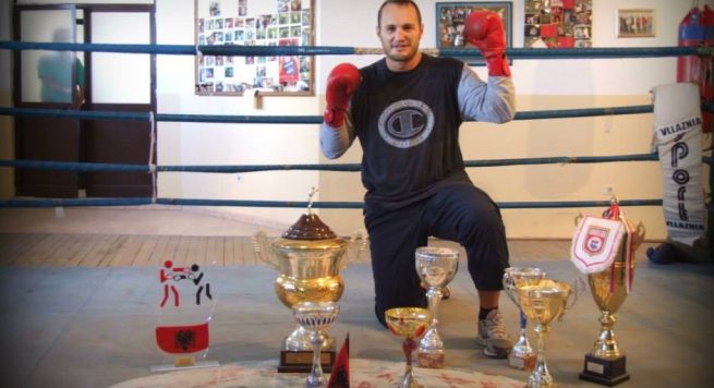 Plagoset me armë zjarri ish-kampioni shqiptarë i boksit