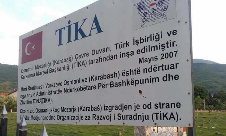 Varrezat e vjetra në Prizren, organizata turke i emëron “varrezat e osmanlive”