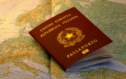 Dëbohen dy shqiptarë nga Gjermania, me pasaporta italiane false