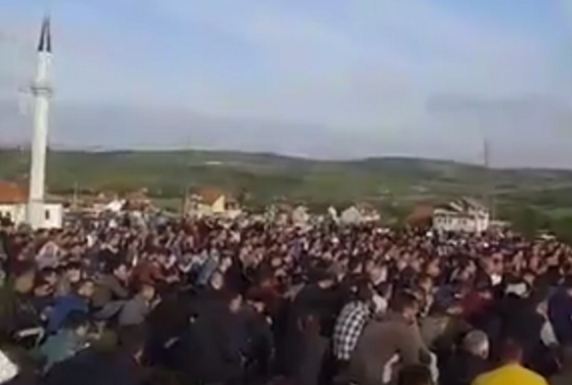 I jepet lamtumira e fundit 23-vjeçarit nga Mitrovica që ndërroi jetë të premtën
