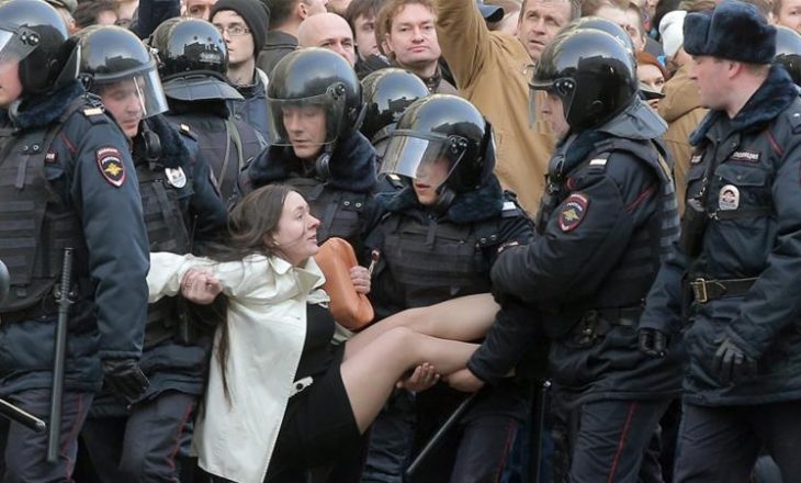 Sërish protesta kundër Putinit, 1 mijë vetë në shesh