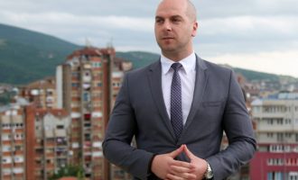 Lista Serbe nisë fushatën duke festuar betimin e Vuçiqit si president