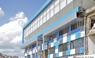 Përfundojnë 70 për qind e punimeve në stadiumin e Prishtinës