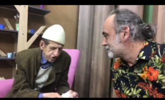 Shkumbin Istrefi tallet me kolegun e tij politikan Adem Mikullovci