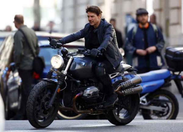 Tom Crusie me xhirime në Paris për ‘Mission Impossible 6’