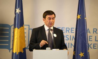 Arsim Bajrami kërkon ballafaqim jashtë mediave me Enver Hasanin