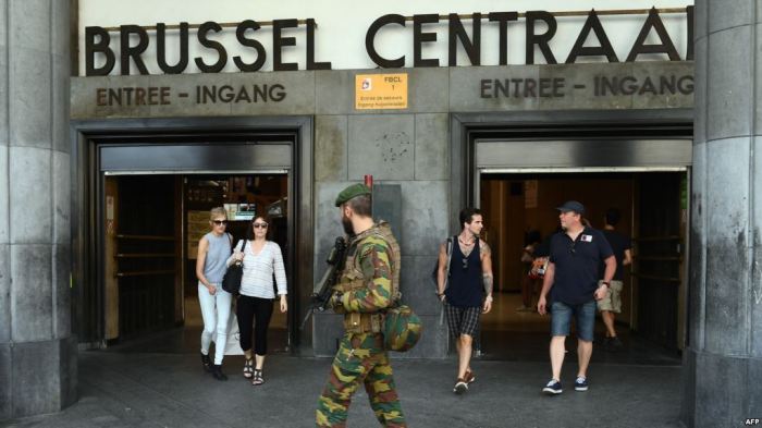 Katër të arrestuar për përpjekjen për sulm në Bruksel
