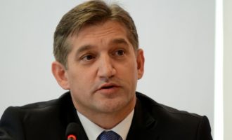 PDK e bën ministër Besim Beqajn që pritet të akuzohet nga Prokuroria