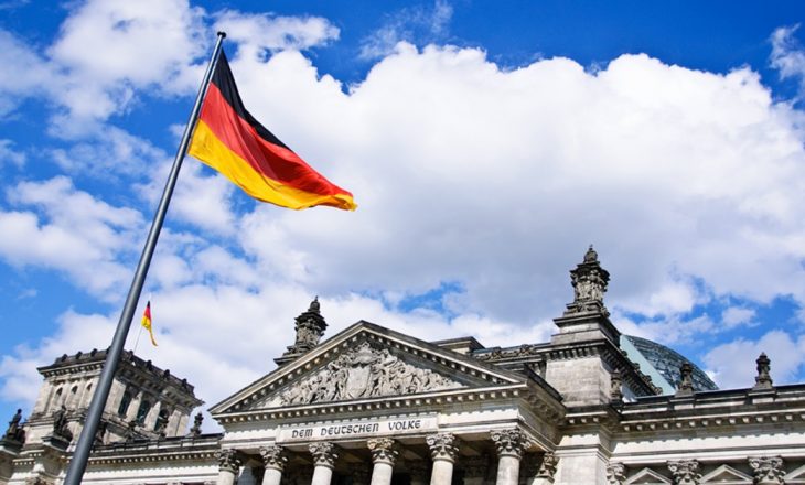 “Gjermania rrezikon që të shembet”