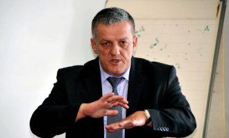 Gërxhaliu thotë se do të nisin gërmimet për të pagjeturit edhe në dy vende të reja