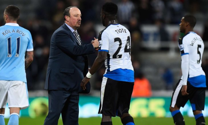 Rafa Benitez reagon pas vdekjes së ish-futbollistit të tij