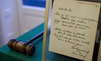 Mesazhi i ditarit të Ana Frankut pas 75 vitesh