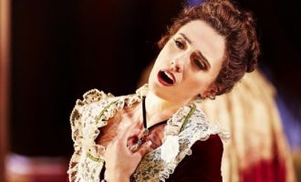 Ermonela Jaho nderohet me “Nderi i Kombit”