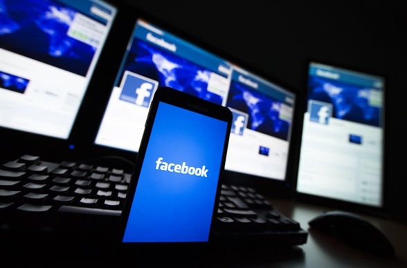 Facebook teston tematikat e personalizuara në “news feed”