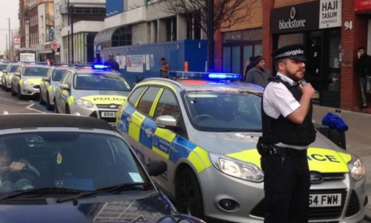 Sulmi në Londër rritë prezencën e policëve rreth xhamive