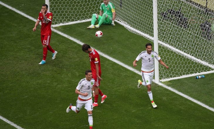 Goli i pazakontë i futbollistit meksikan ndaj Rusisë [video]