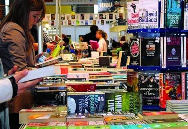 Sot hapet panairi i librit