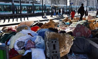 PE miraton rregulloren për lejet e qëndrimit të refugjatëve