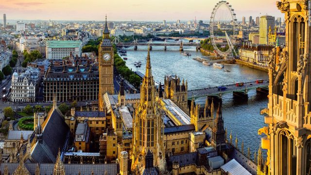 Dy agjenci evropiane do të zhvendosen nga Londra pas Brexit-it