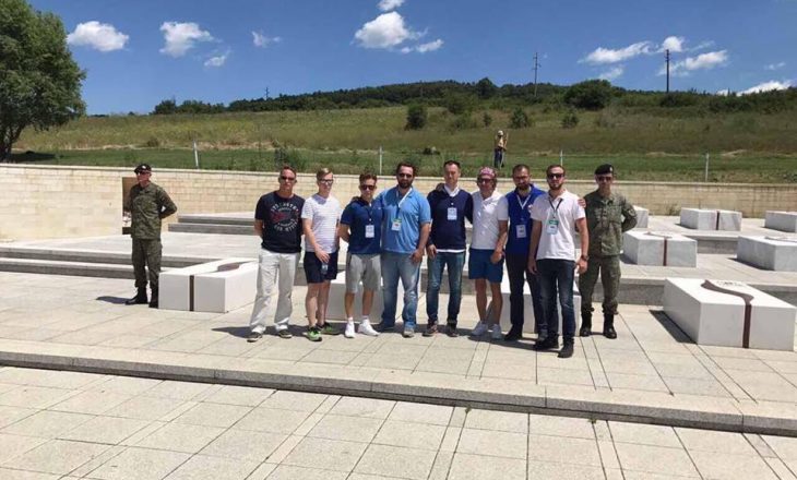 Kundërshtari i Prishtinës viziton Prekazin