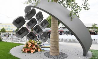 Një vit pas masakrës në Mynih