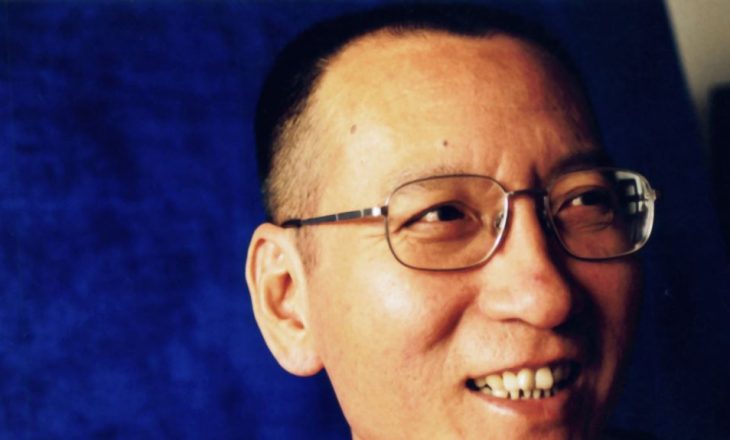 Kina mohon përgjegjësinë për vdekjen e novelistit