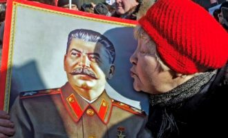 Shoku Stalin është rikthyer falë shokut Putin